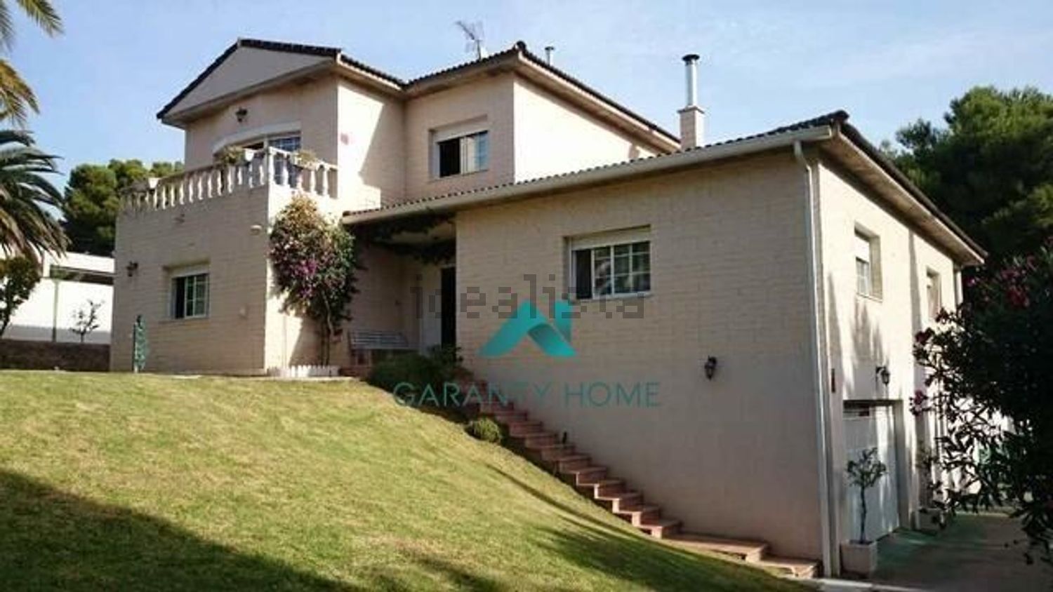 Luxury Zaragoza Family Home