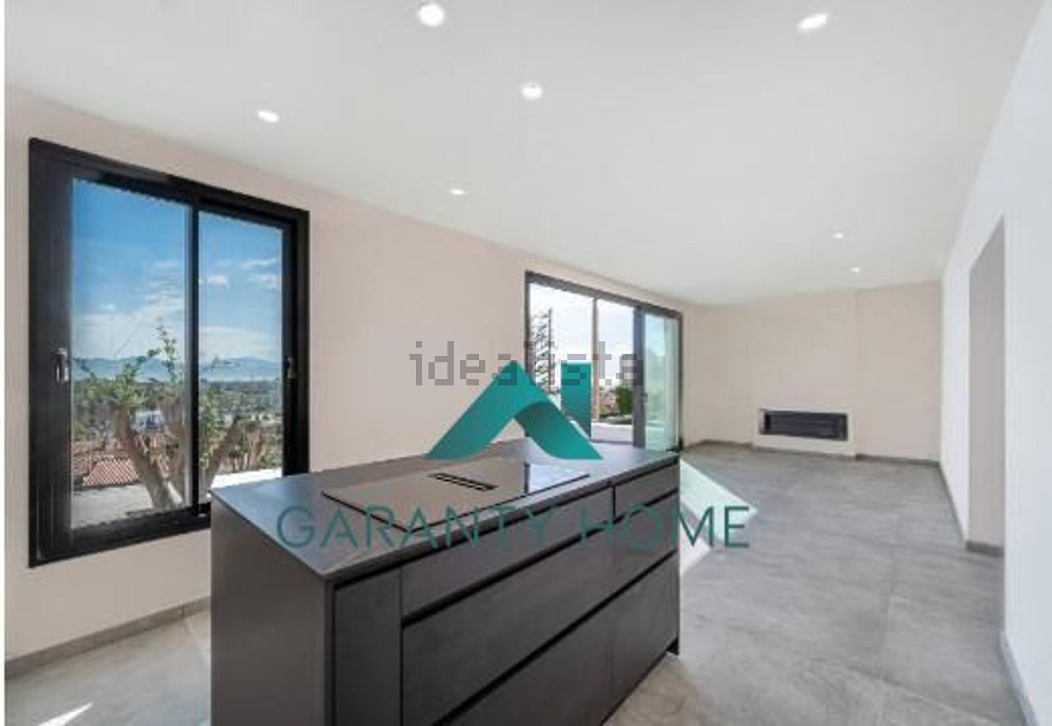 Elegant Villa in Calvario